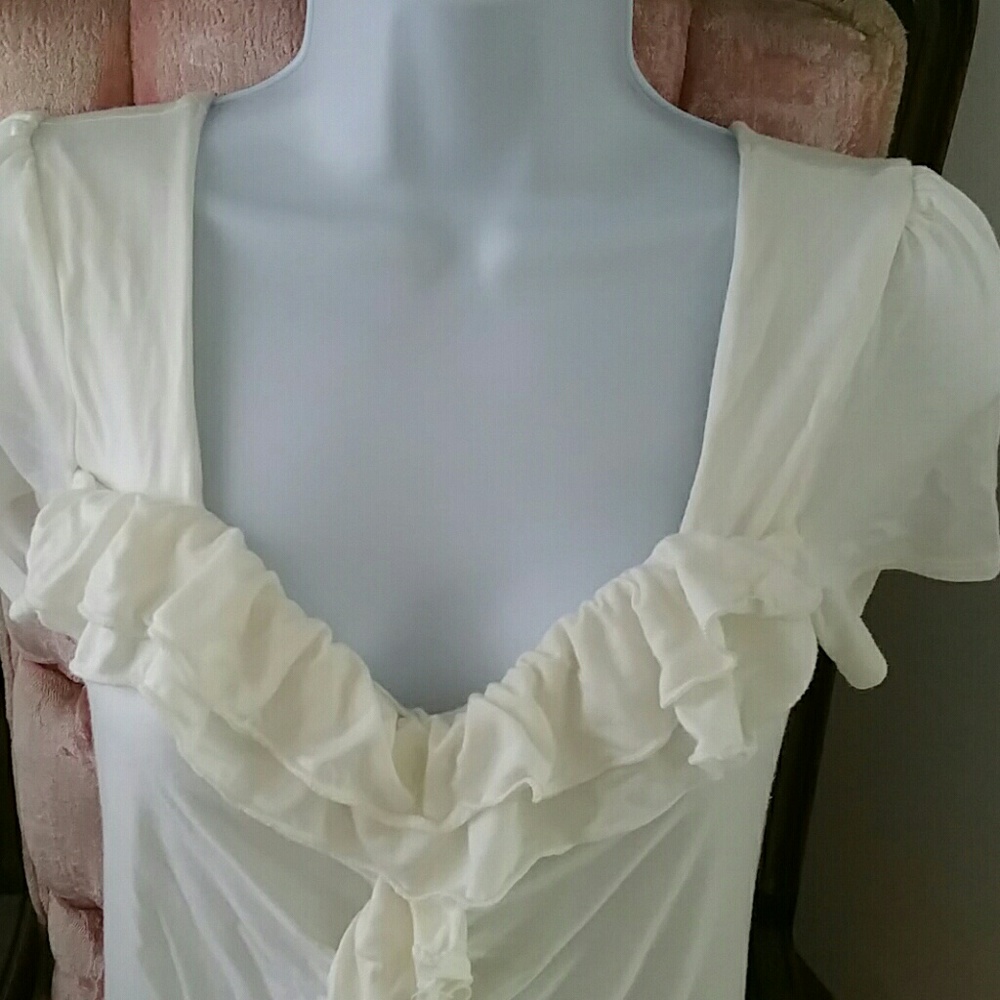 Ruffle Top - Picture 3 of 3